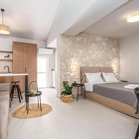 Almyra Luxury Living Lägenhet Kanálion