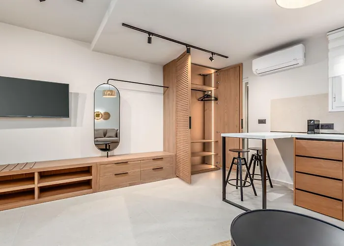 Almyra Luxury Living *