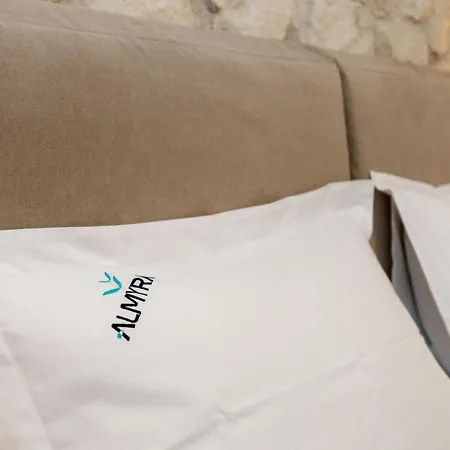 Almyra Luxury Living * Kanálion