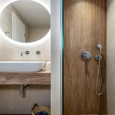 Almyra Luxury Living *