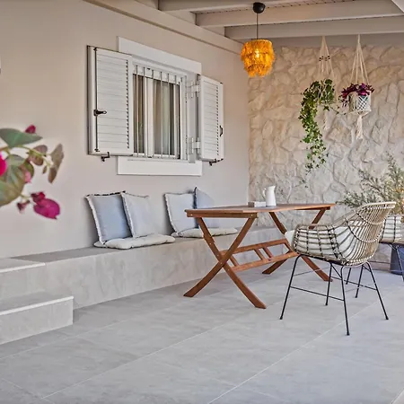 Almyra Luxury Living *