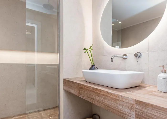 아파트 Almyra Luxury Living Kanálion